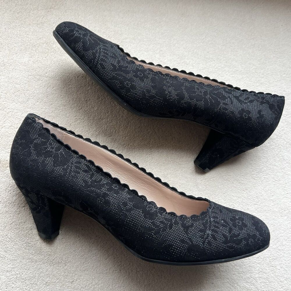 BeautiFeel Estella‎ Black Chantilly Suede Pumps Women EU 38 US 7 - 7.5 Scalloped